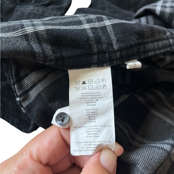 Michael Kors Men’s Dress shirt long sleeve button up black size medium - Picture 8 of 12